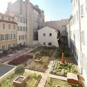  Apartment Sunny Vieux Port
